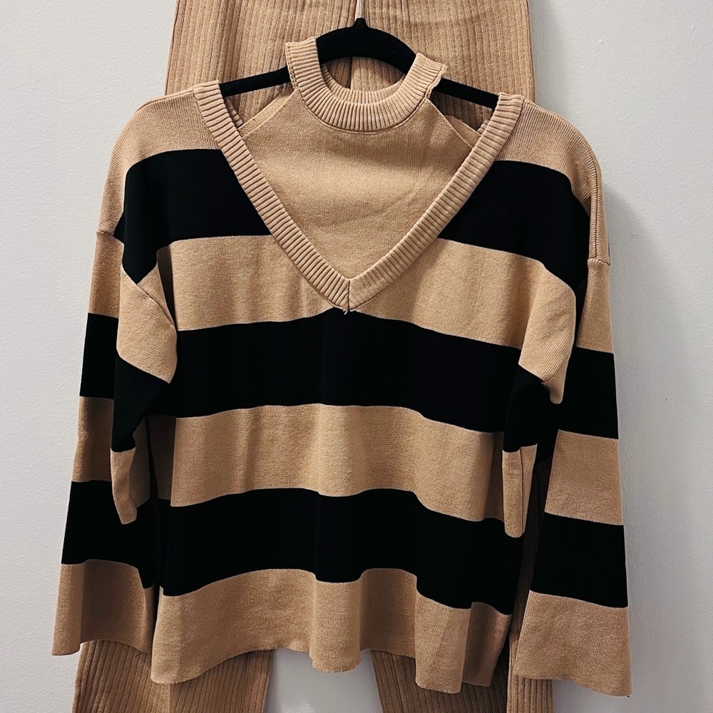 Striped V-Neck Sweater and Pants - Black and Tan